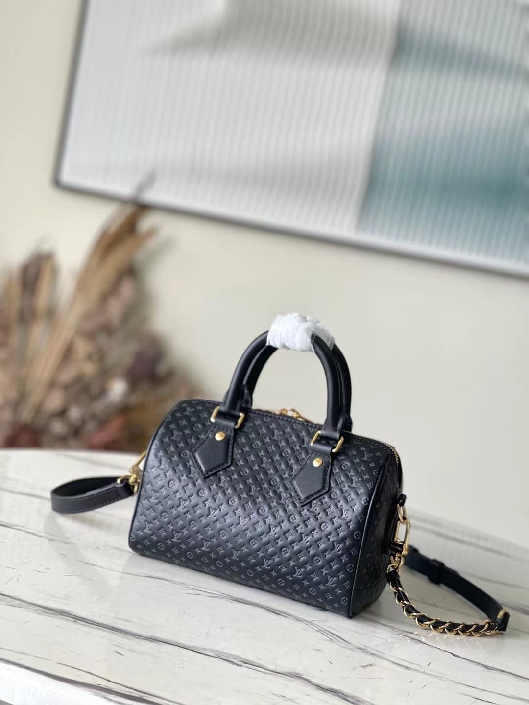 L X V Nanogram Speedy 20 M22595 Size:20.5x13.5x12cm