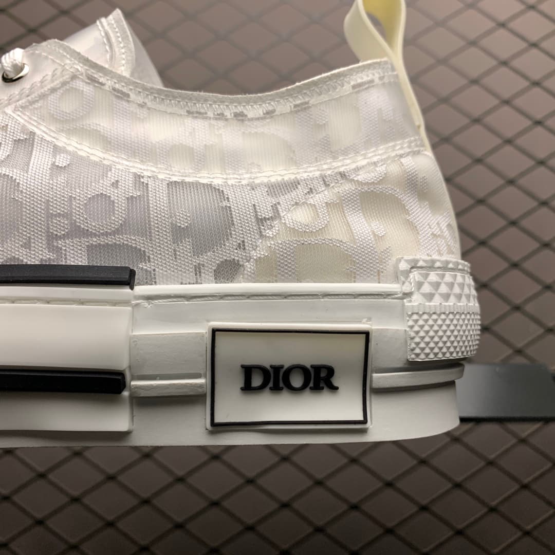 DR B23 Sneaker