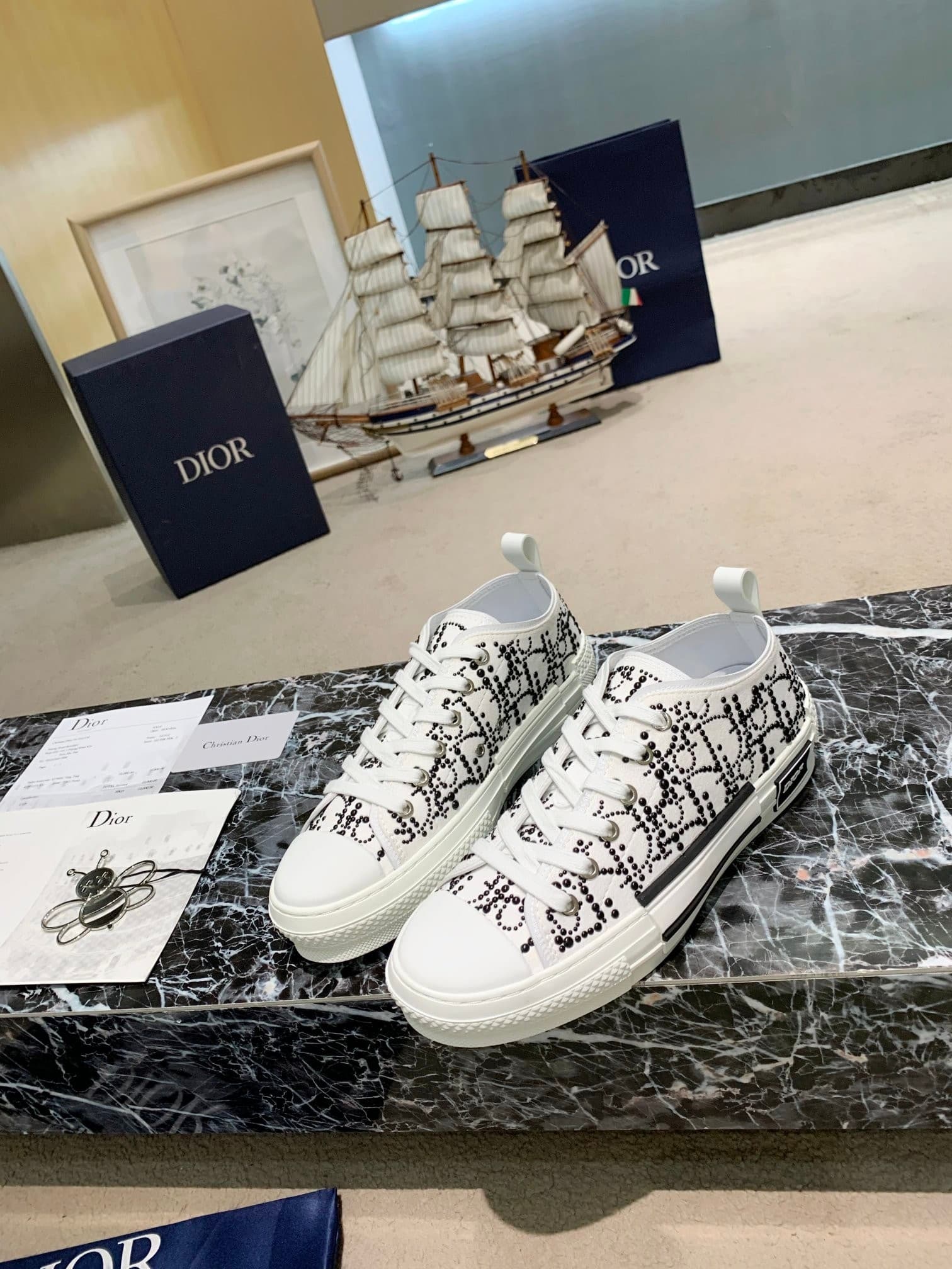 DR Shoes