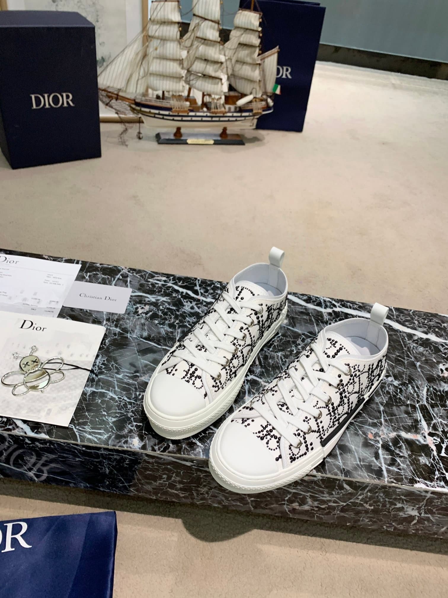 DR Shoes