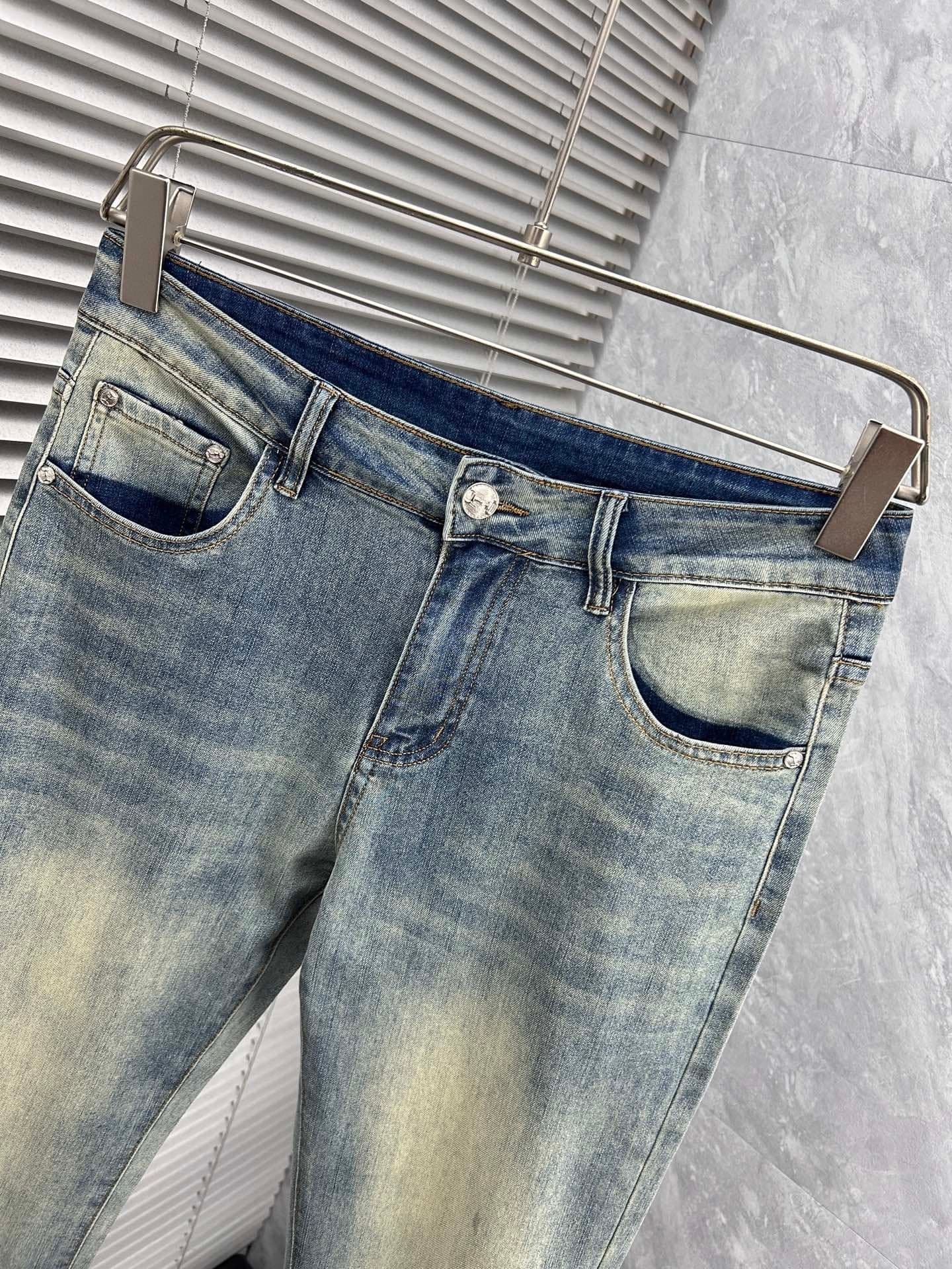 MONC Denim Jeans
