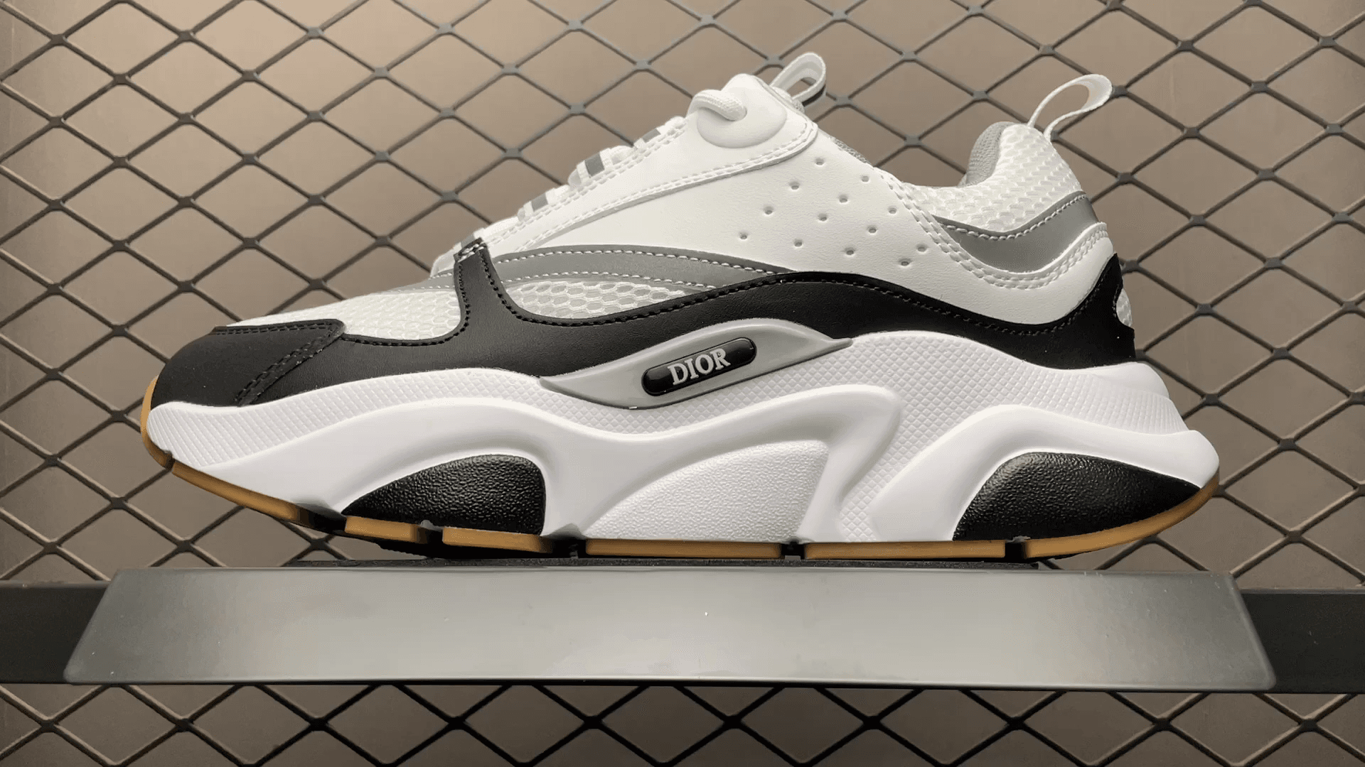 DR classic B22 Clunky Sneaker