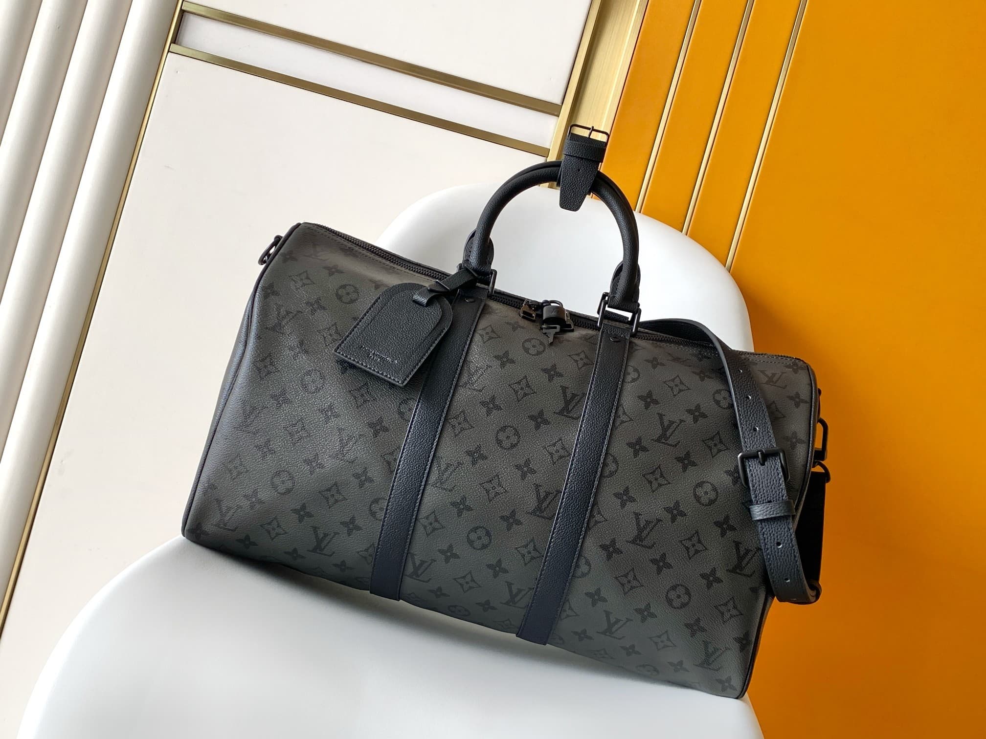 L X V Travelling bag M28403 45X27X20CM