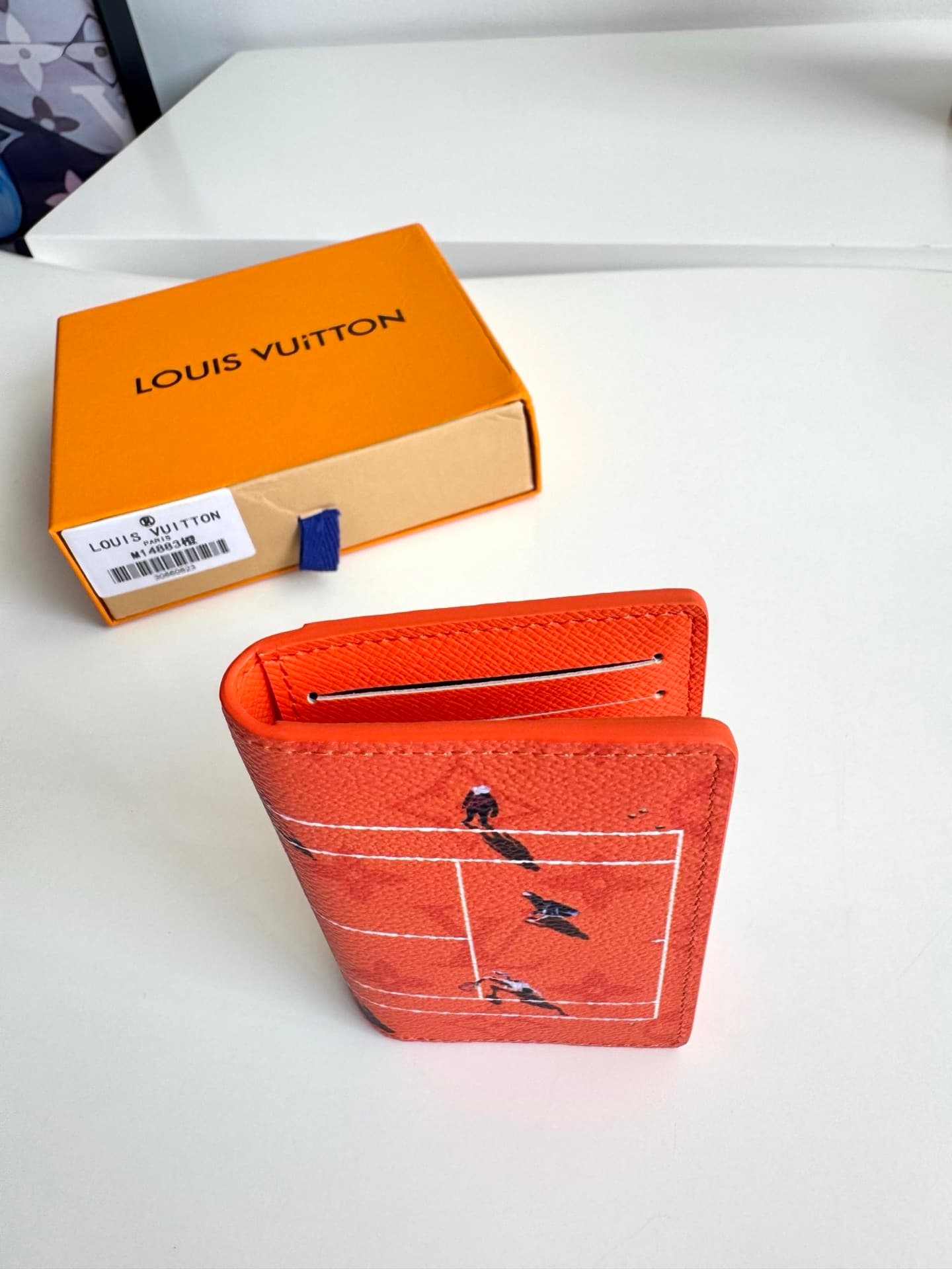 L X V CARD HOLDER M14883 Size:11x7.5x1cm