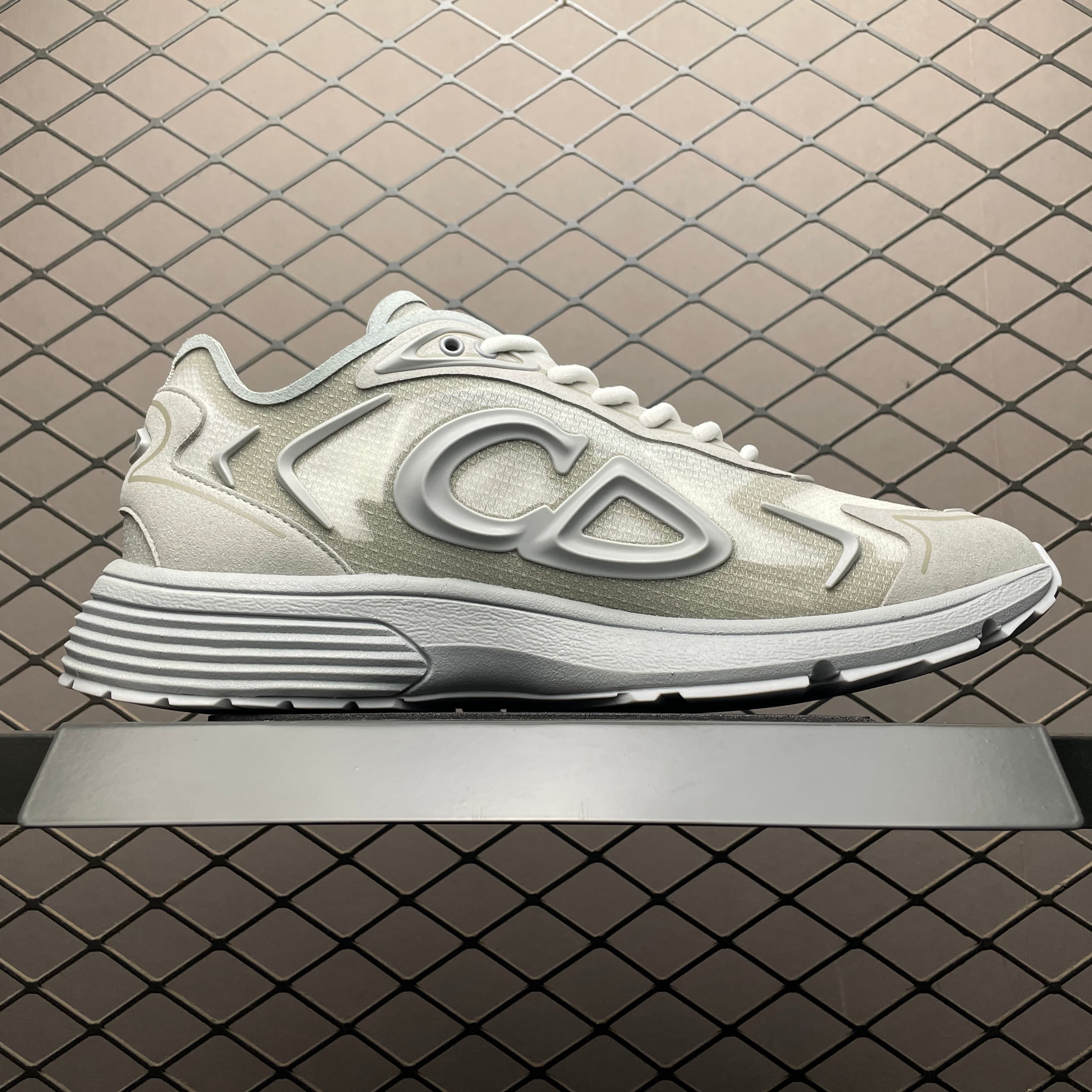 DR B30 Sneakers