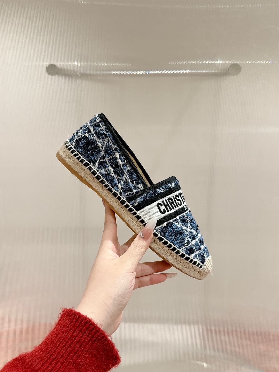 DR Fisherman's shoes