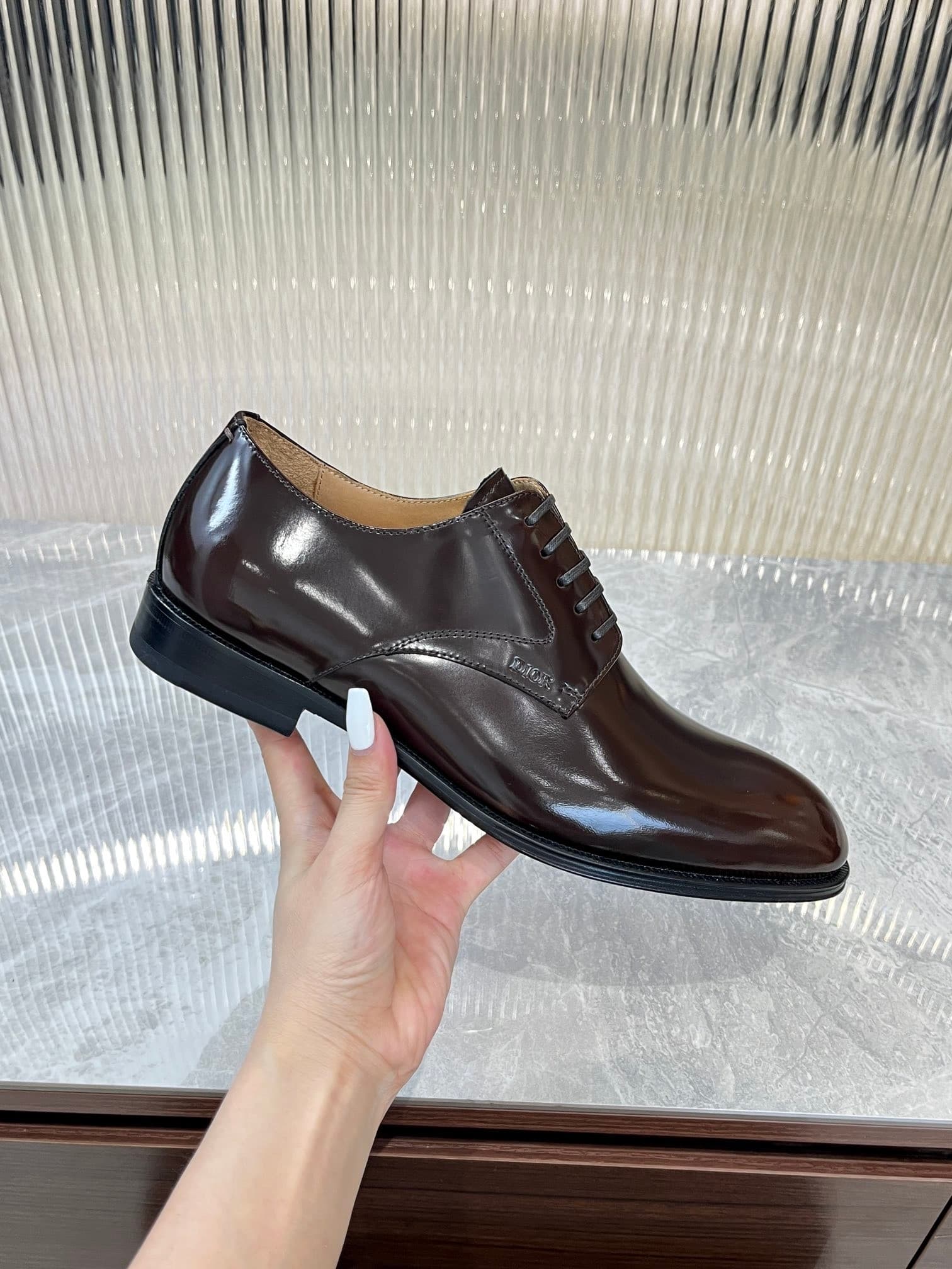 DR Leather shoes