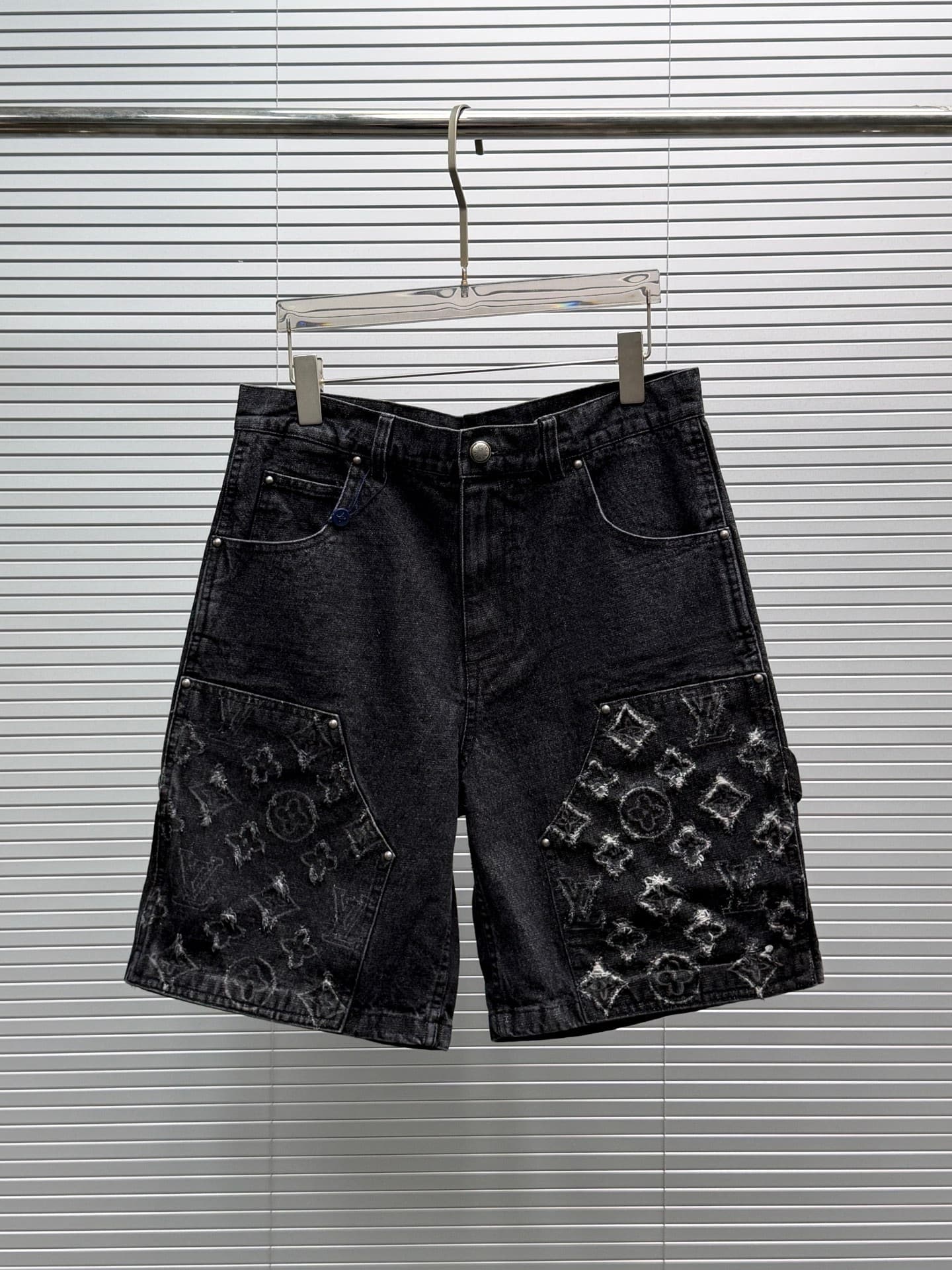 L X V Jeans Shorts