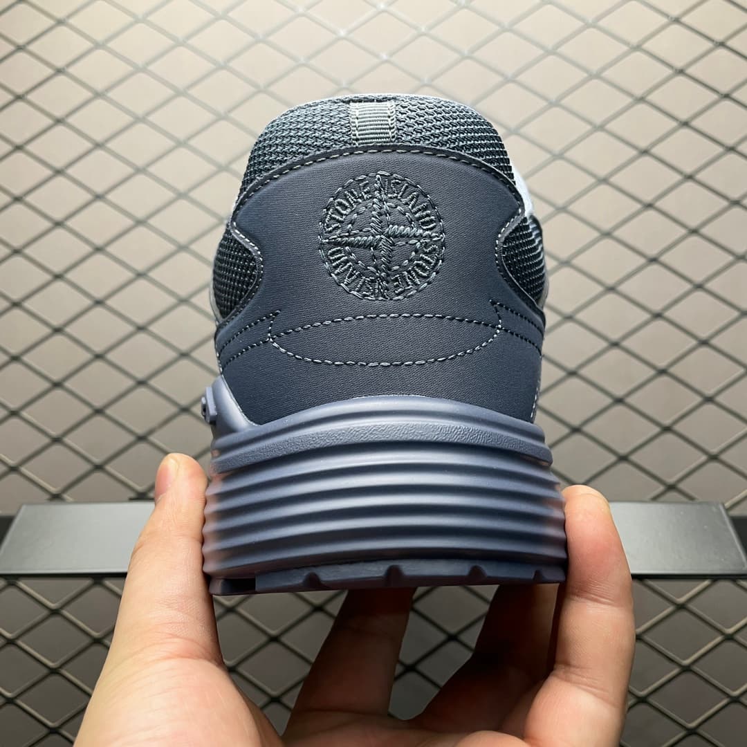DR b30 sneaker