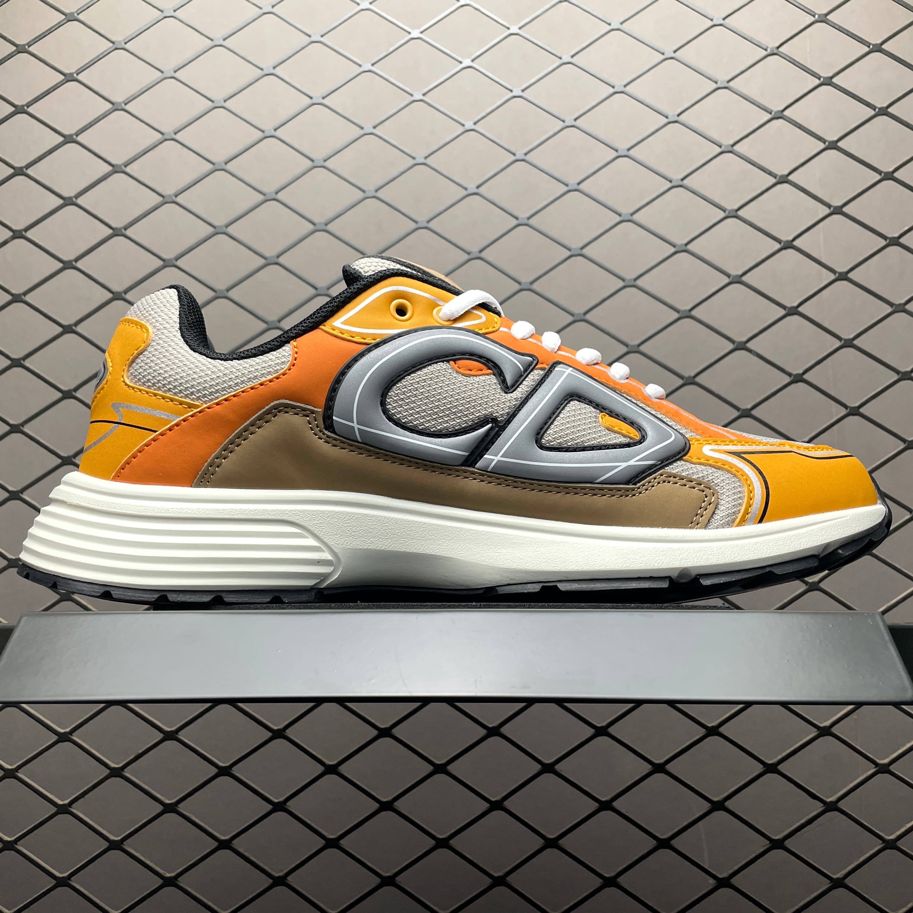 DR b30 sneaker