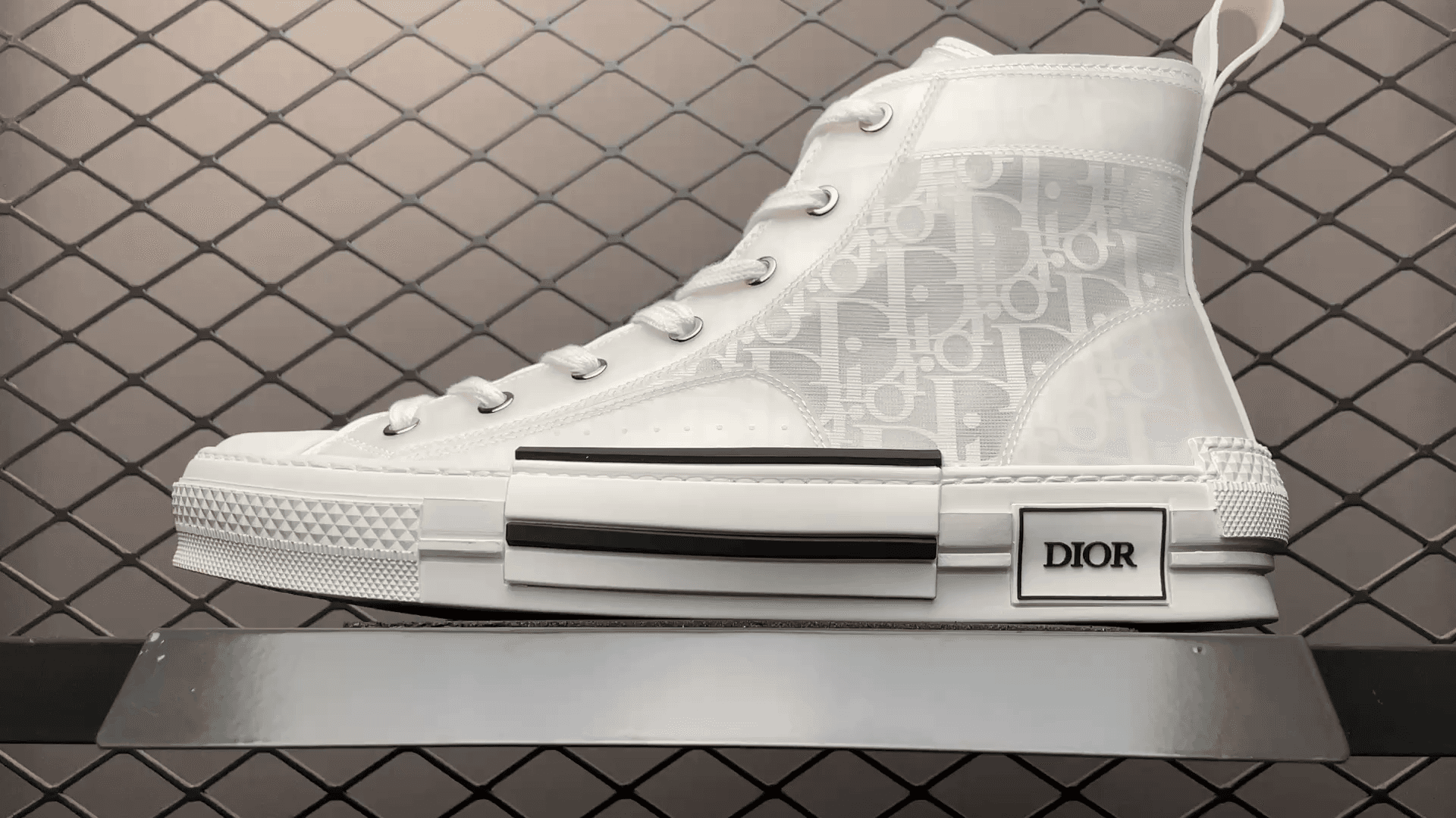 DR B23 Sneaker