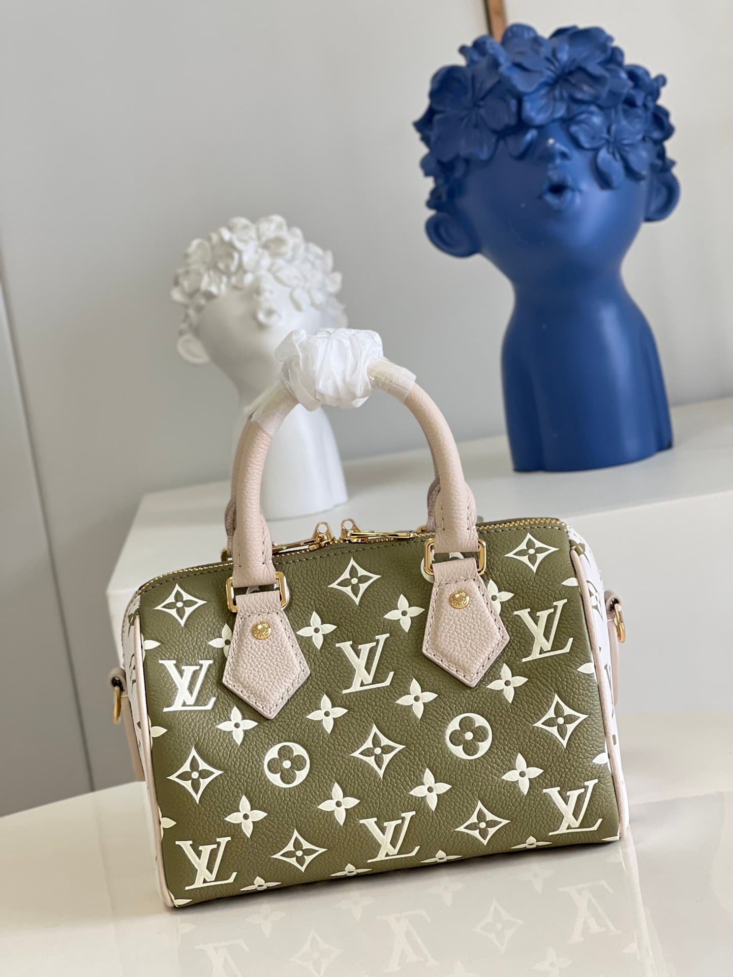 L X V Speedy Bandoulière 20 M46118 Size:20.5x13.5x12cm