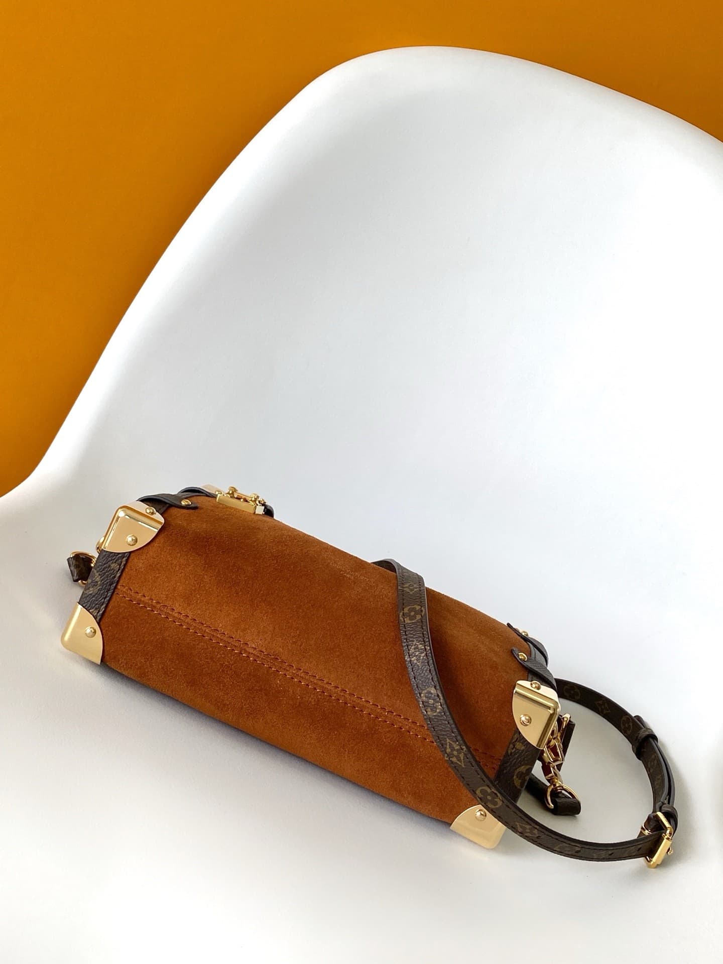 L X V Side Trunk M15072 Size:23.5x16x8.5cm