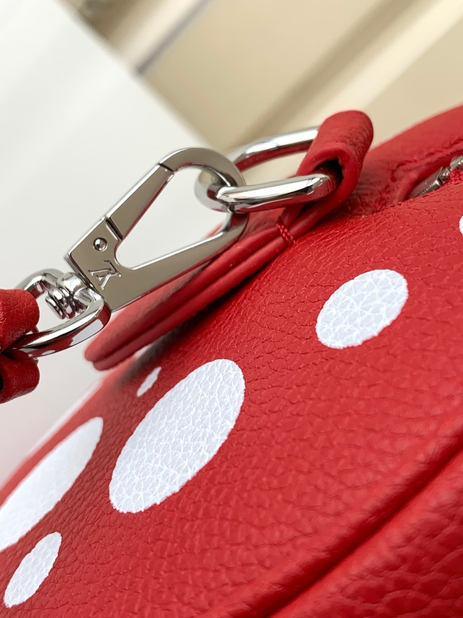 L X V Speedy Bandoulière 20 M46411 Size:20.5x13.5x12cm