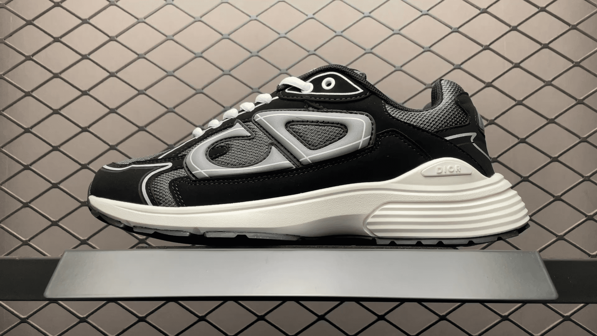 DR b30 sneaker