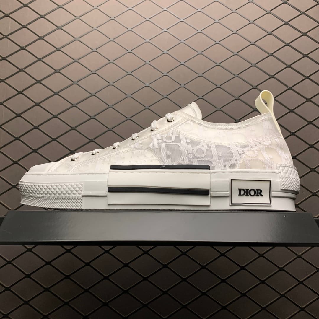 DR B23 Sneaker