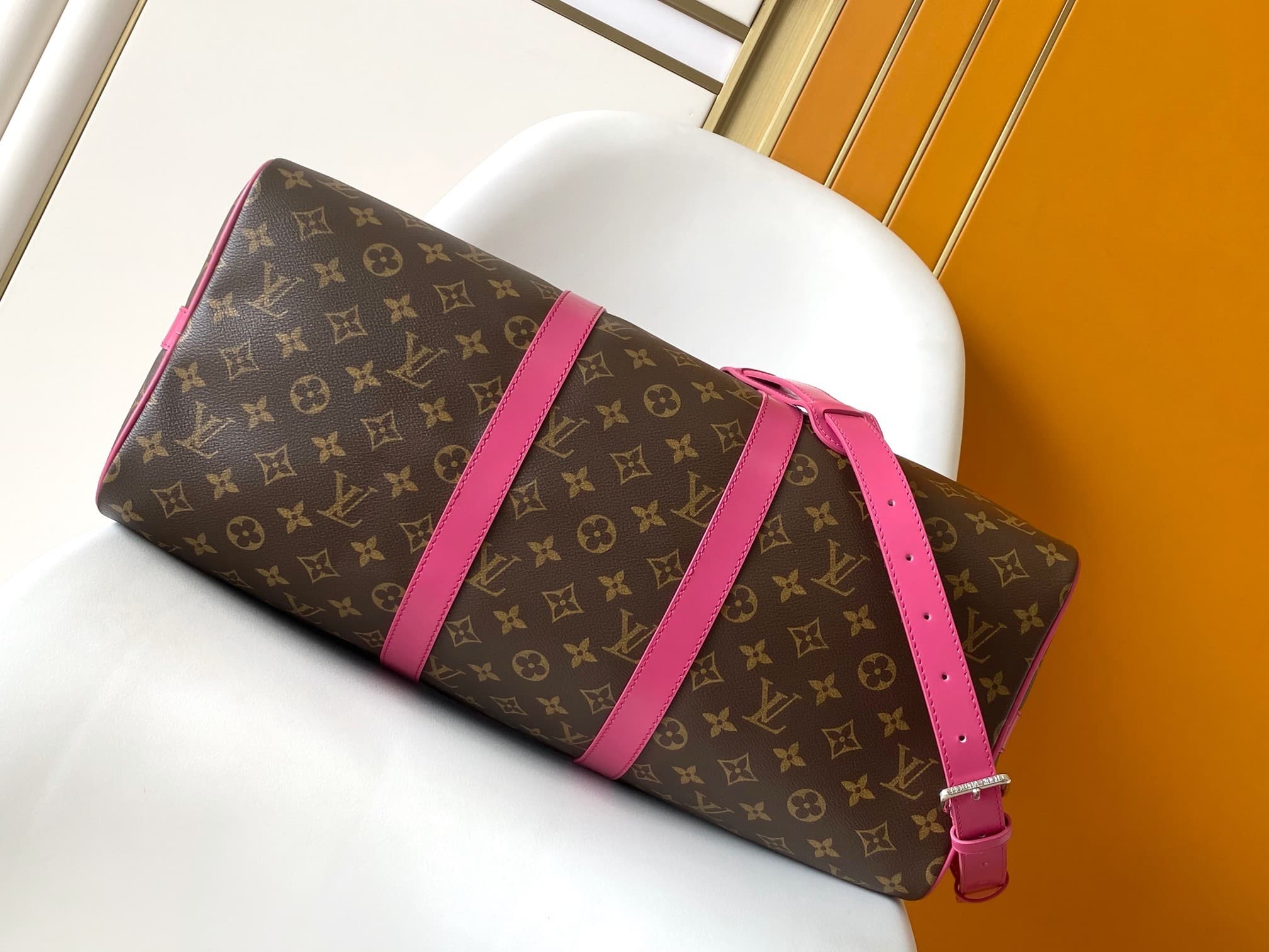 L X V Keepall Bandoulière 45 M13807 Size:45x27x20cm