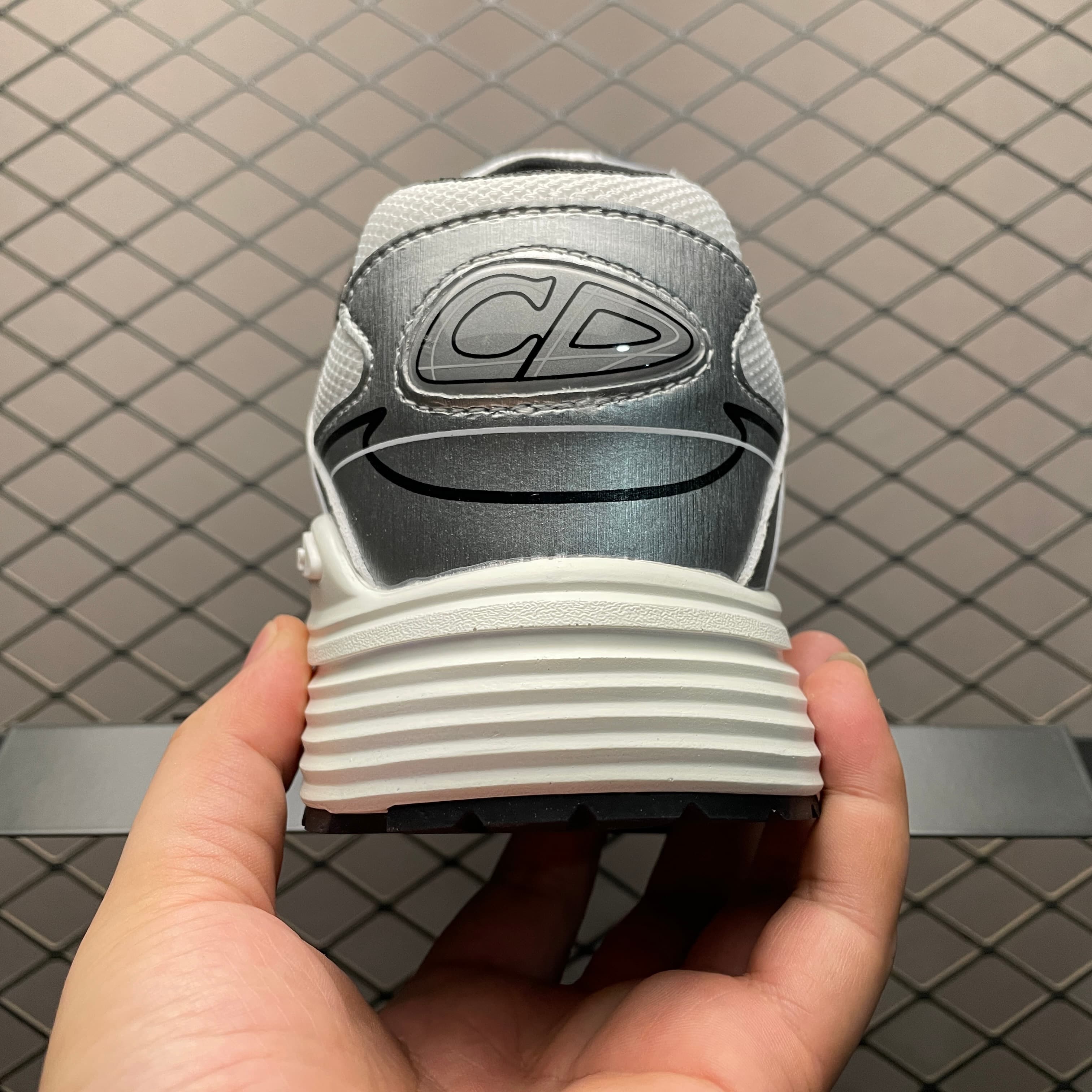 DR b30 sneaker