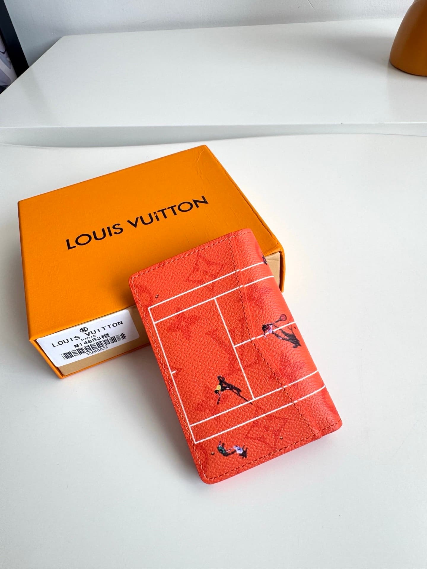L X V CARD HOLDER M14883 Size:11x7.5x1cm