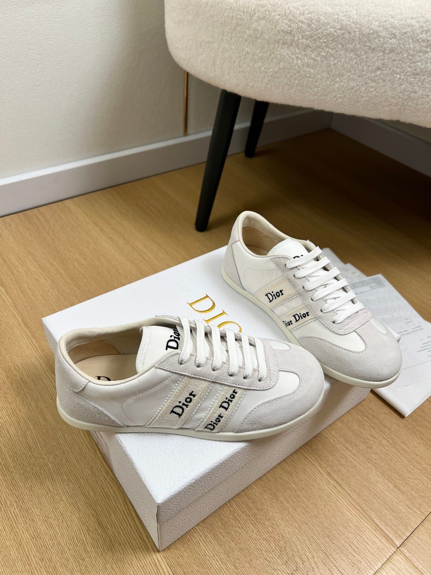 DR Ribbon Sneaker