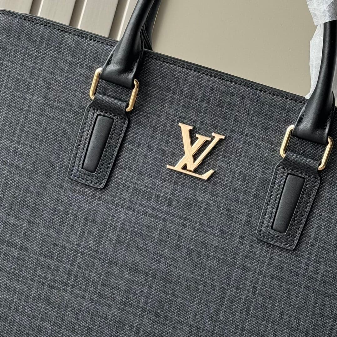 L X V Briefcase 39x30x8cm