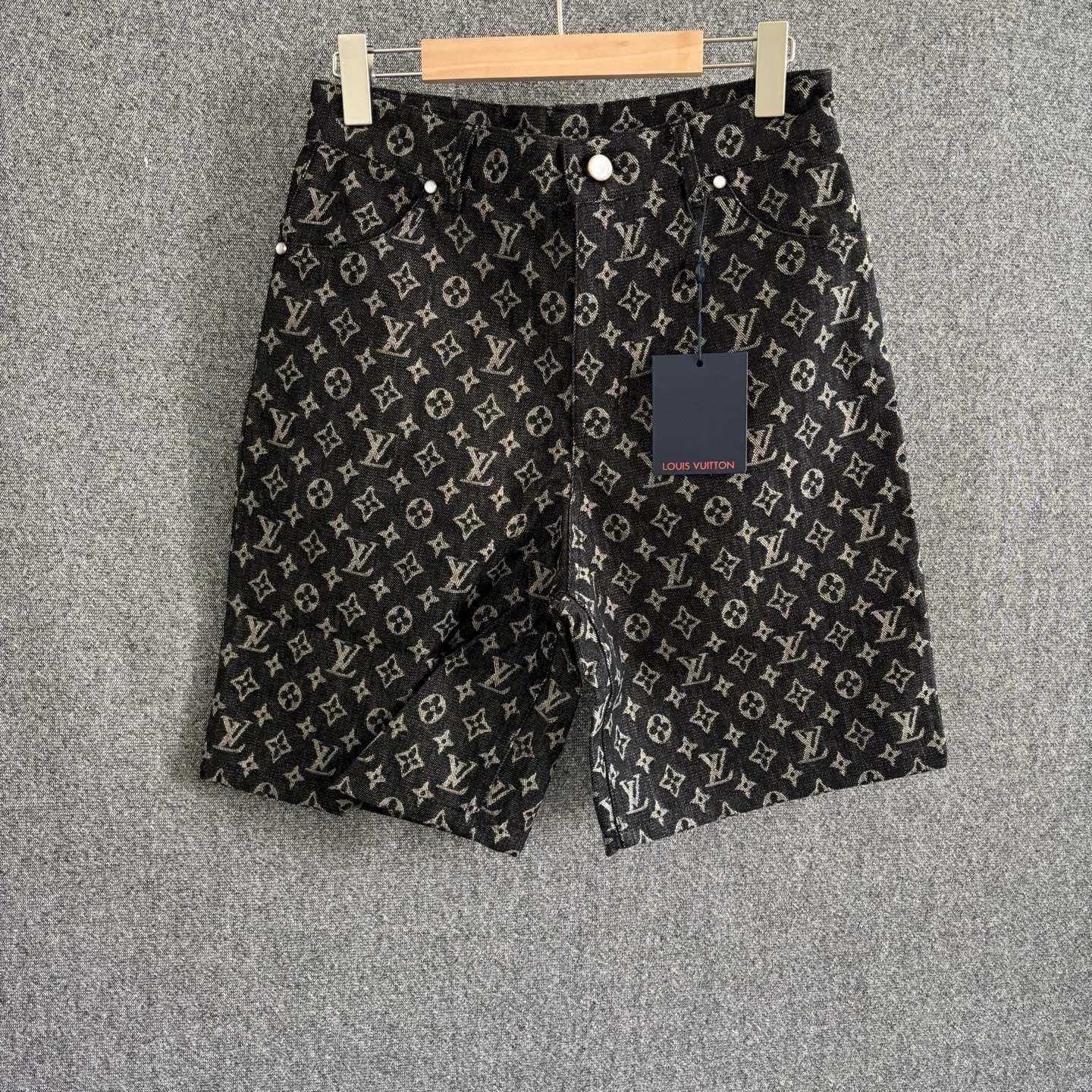 L X V Jeans Shorts