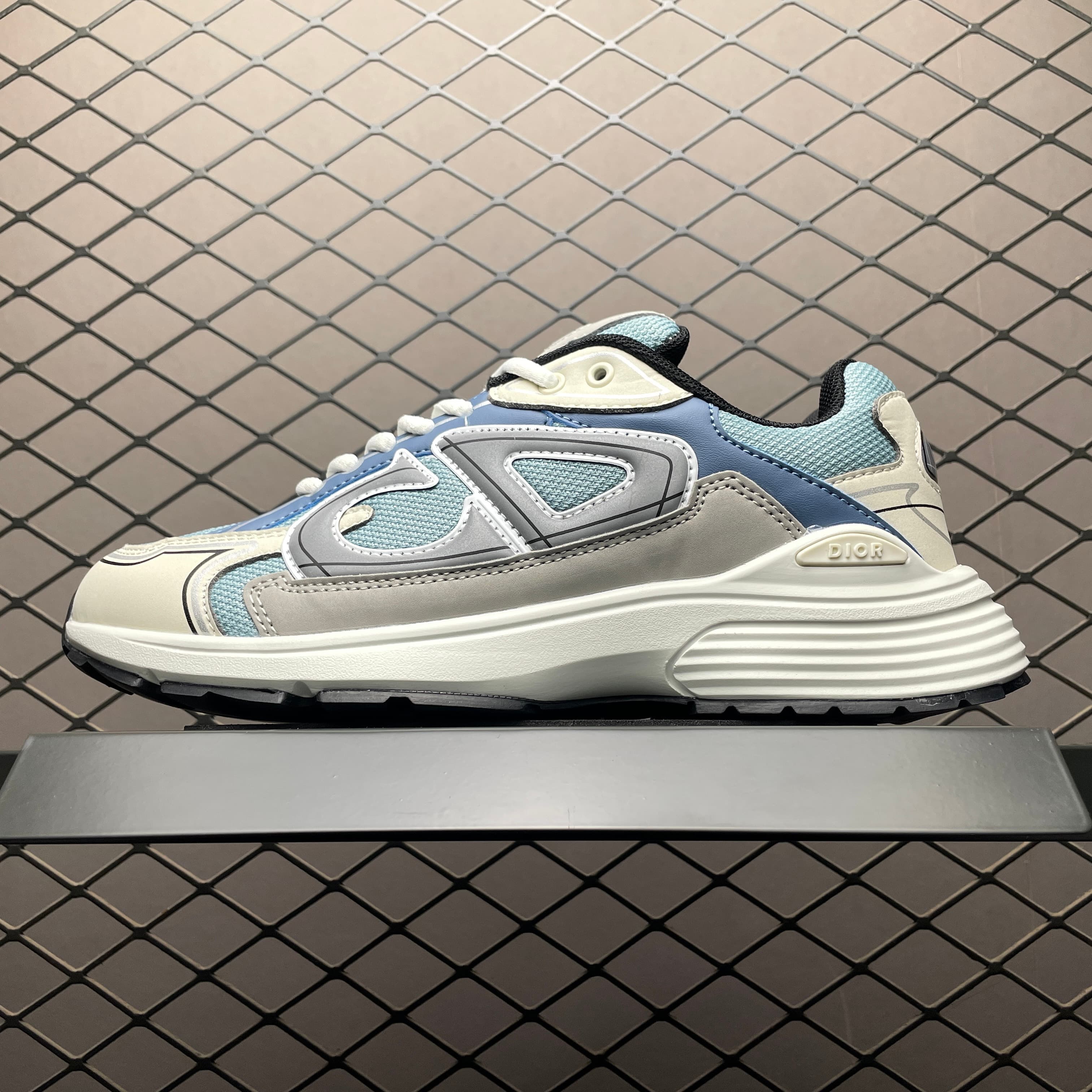 DR b30 sneaker