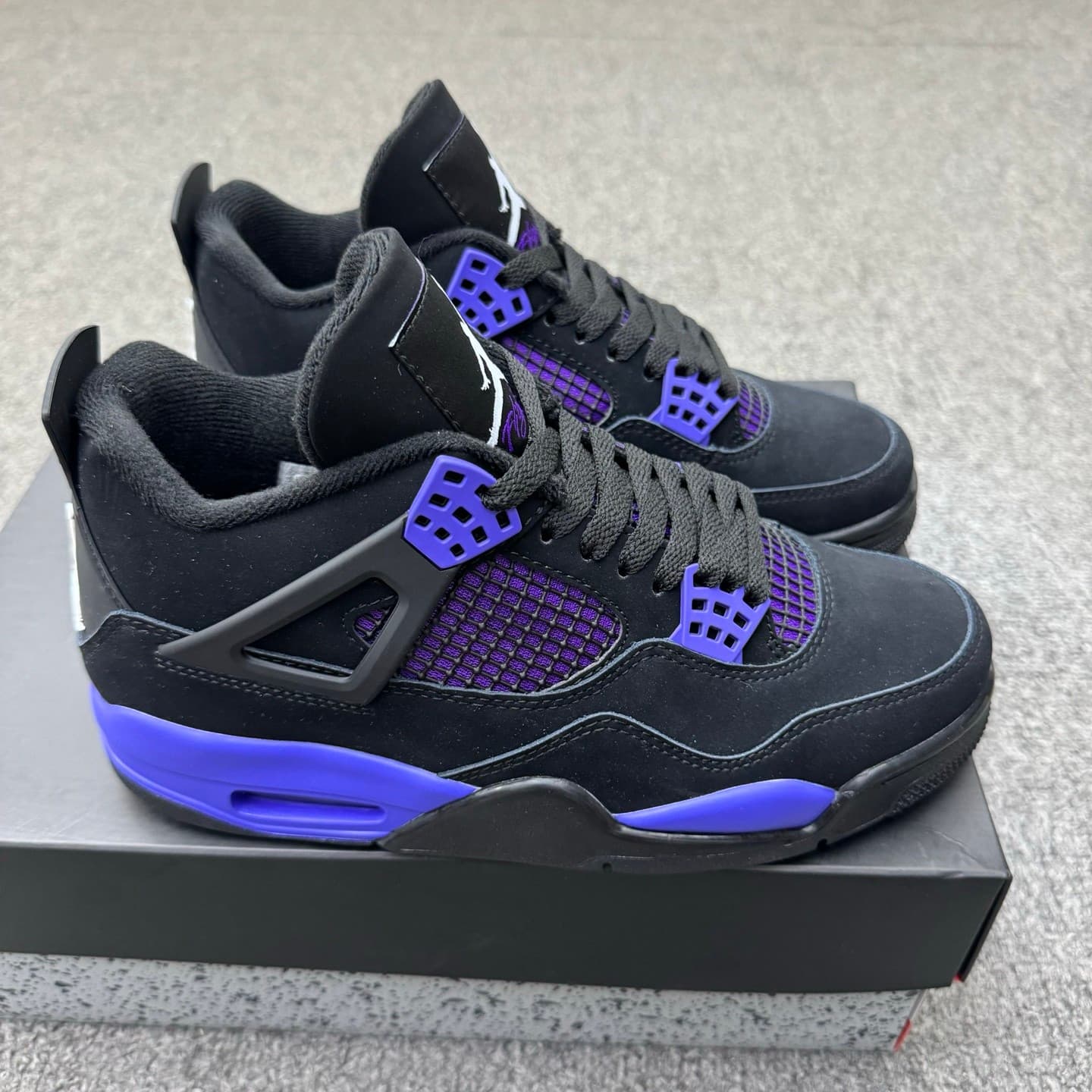 JRD 4 Retro CT8527-018