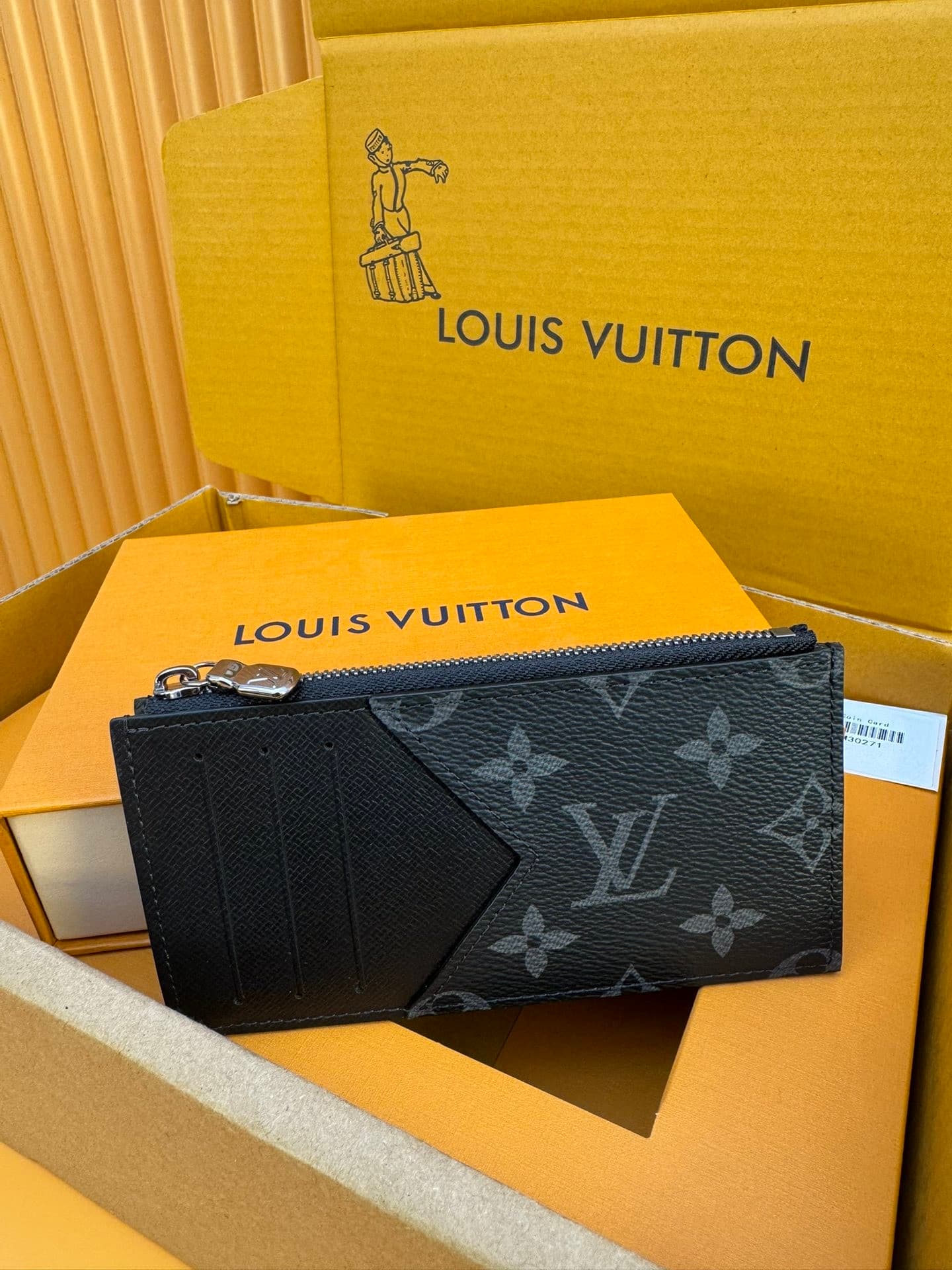 L X V CARD HOLDER M30271 14.5x8x1cm