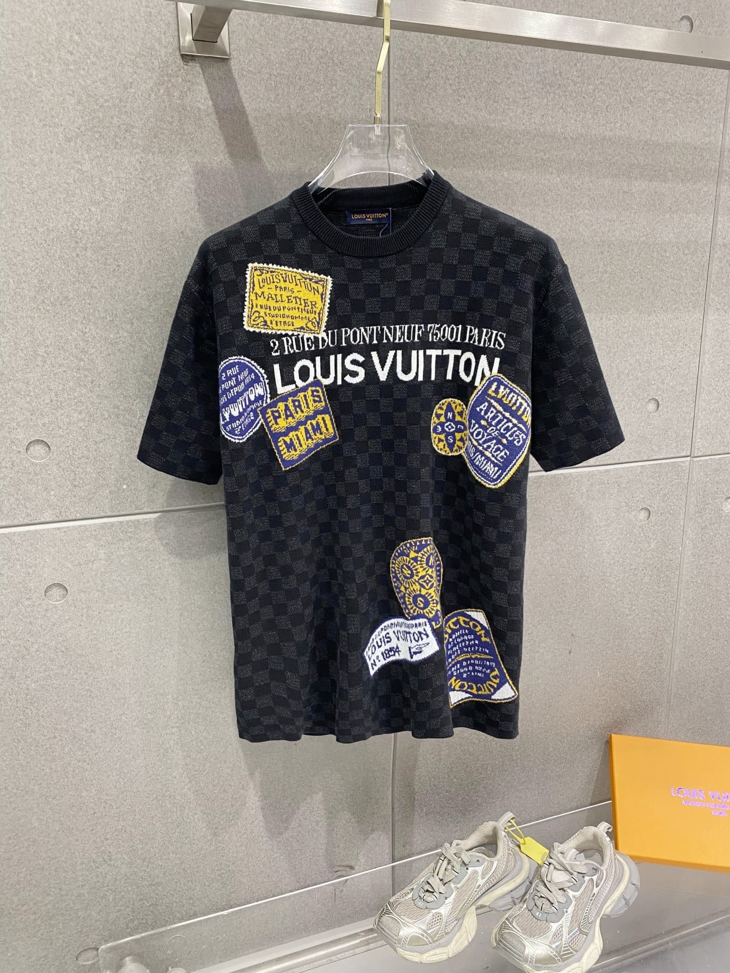 L X V Knitted short sleeve