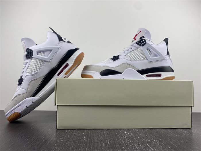 NK SB x Air JRD 4 DR5415-100