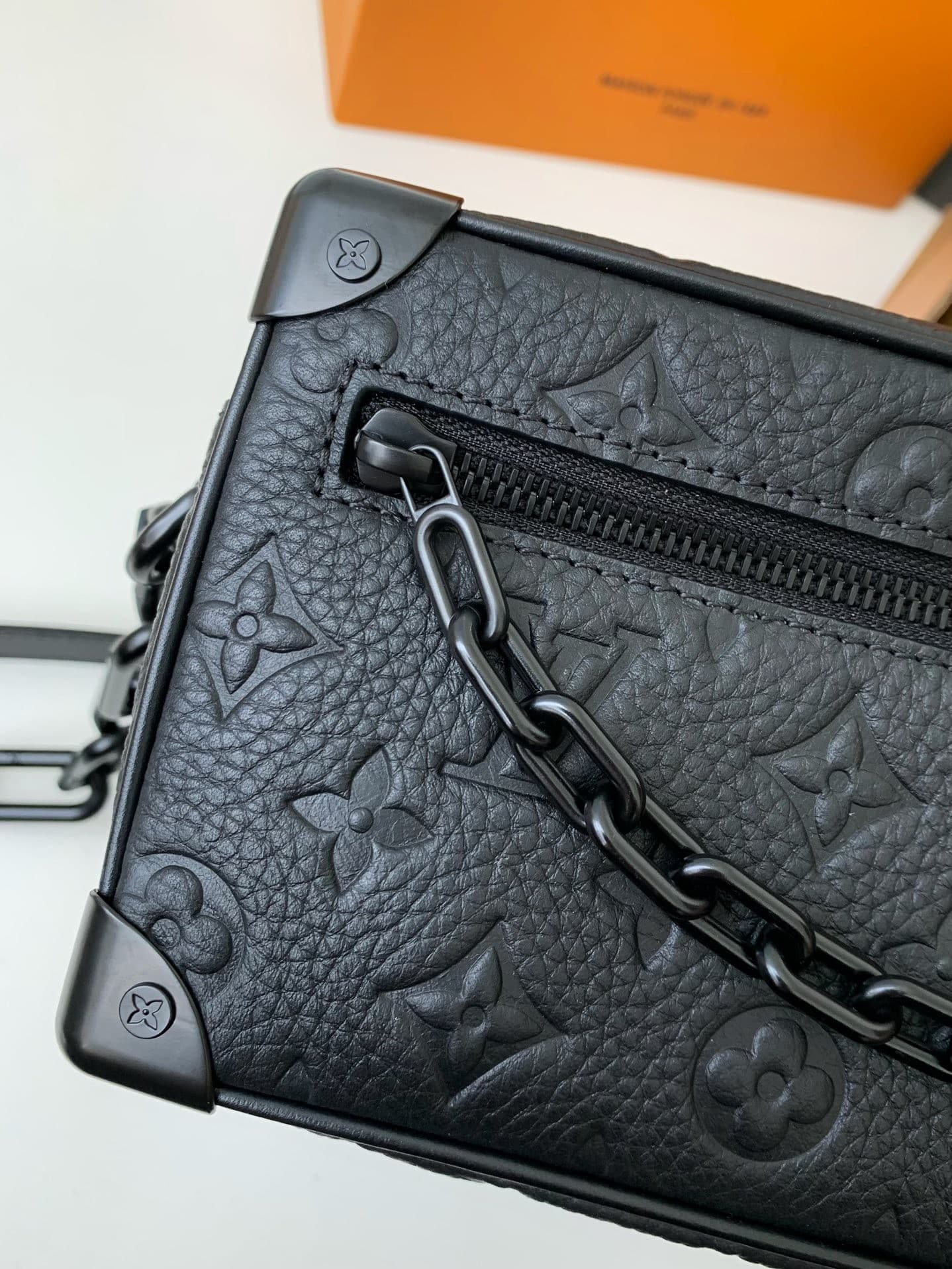 L X V MINI SOFT TRUNK 18.5*13*8cm