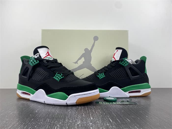 NK SB x Air JRD 4 DR5415-030