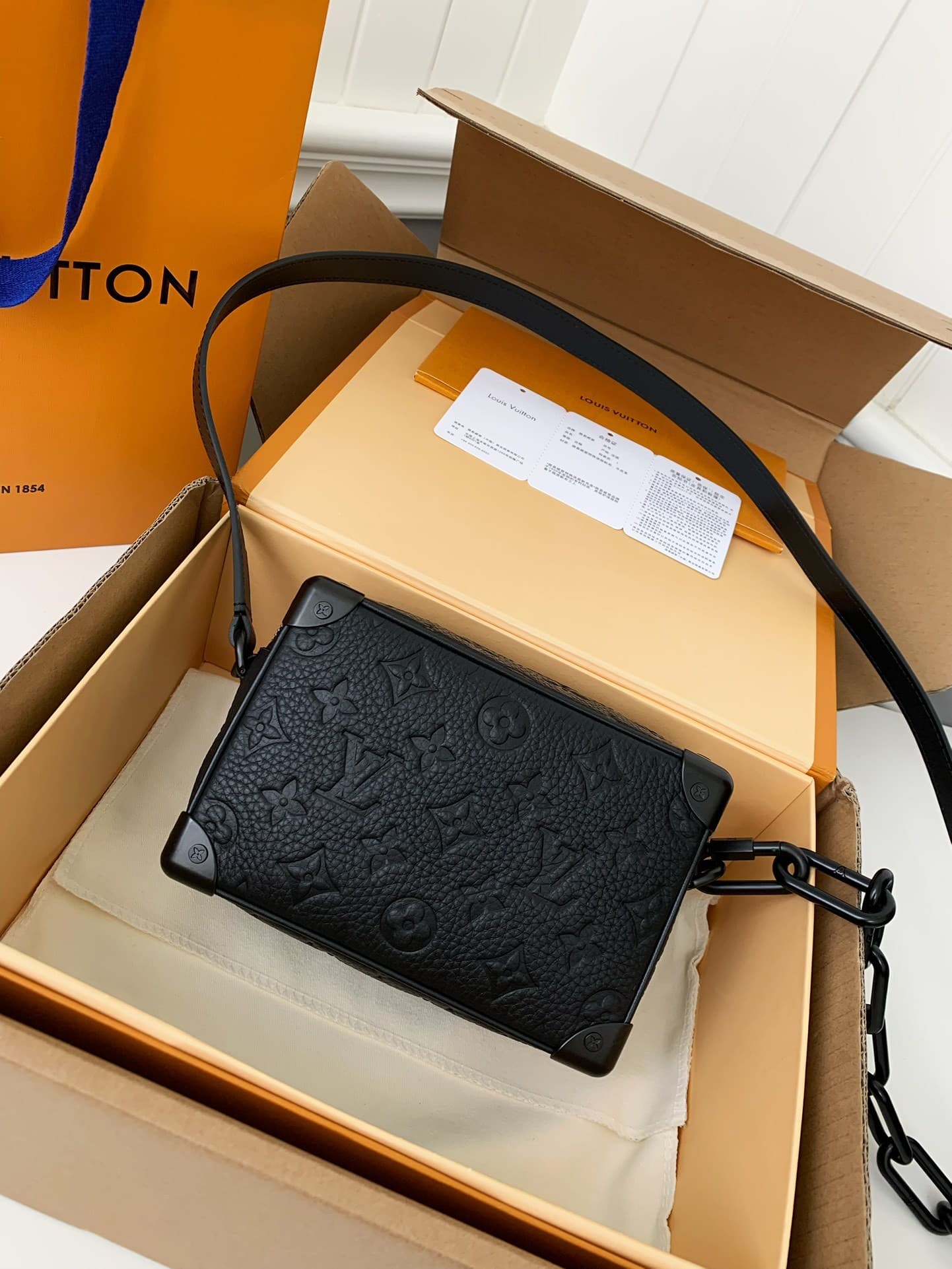 L X V MINI SOFT TRUNK 18.5*13*8cm