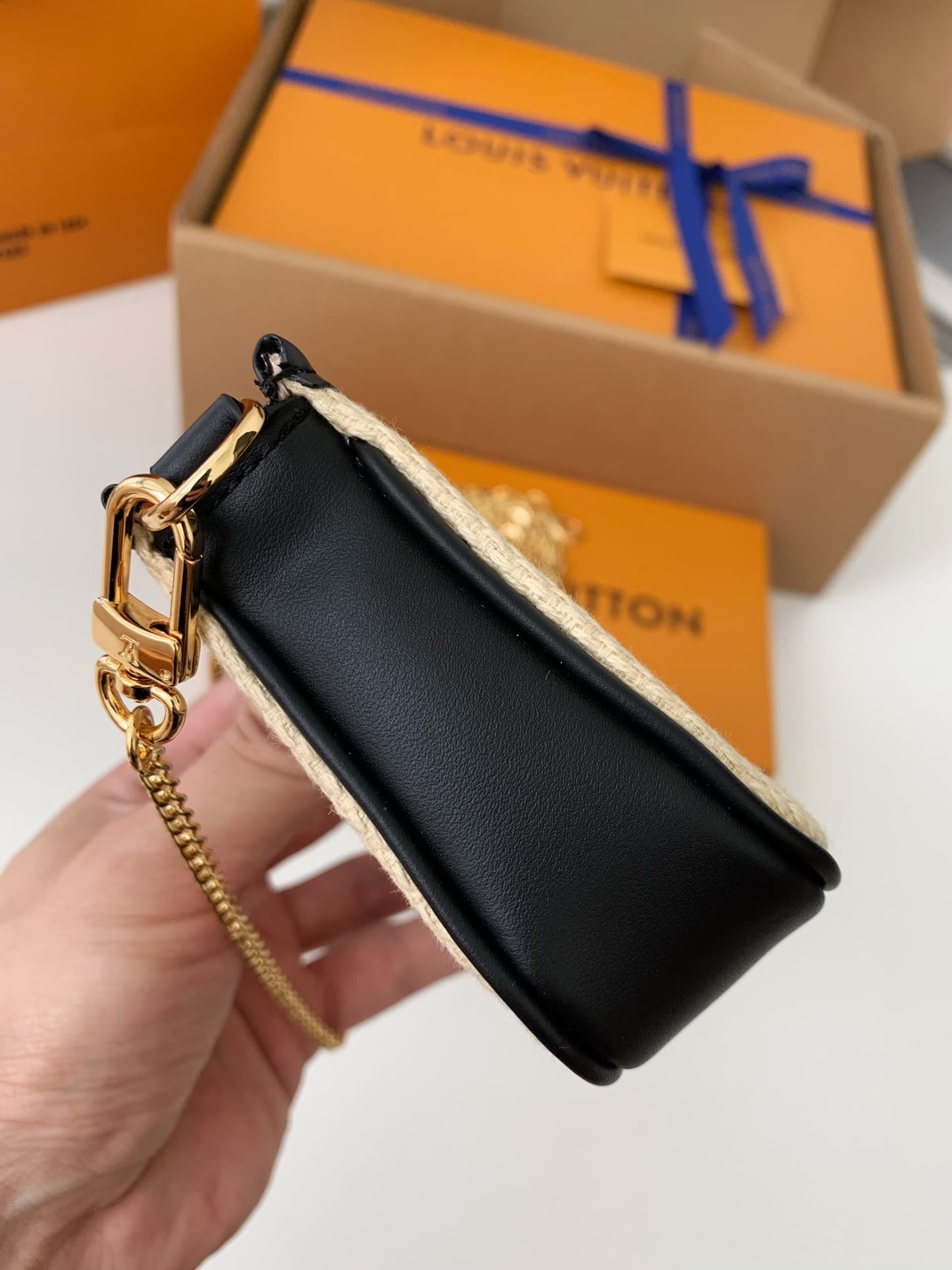 L X V MINI POCHETTE ACCESSOIRES 15.5*10.5*4cm