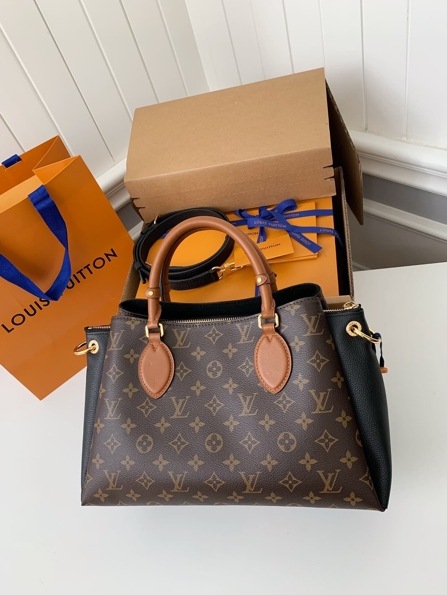 L X V VENDOME 36*22*18cm