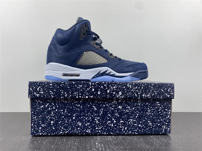 Air JRD 5 “Midnight Navy” FD6812-400