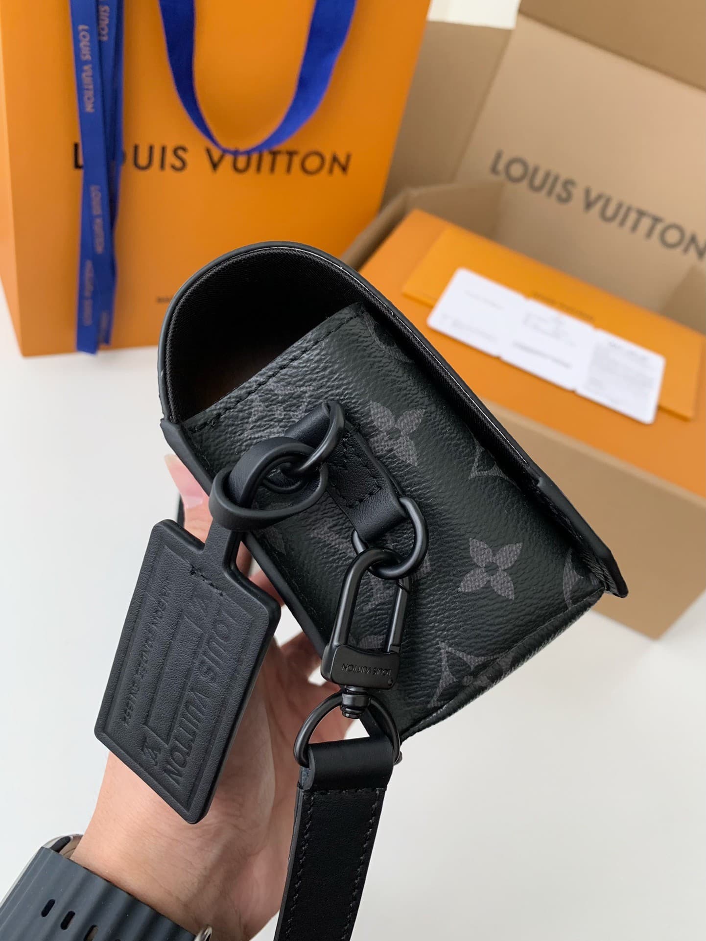 L X V FLAP 17.3*12*7cm