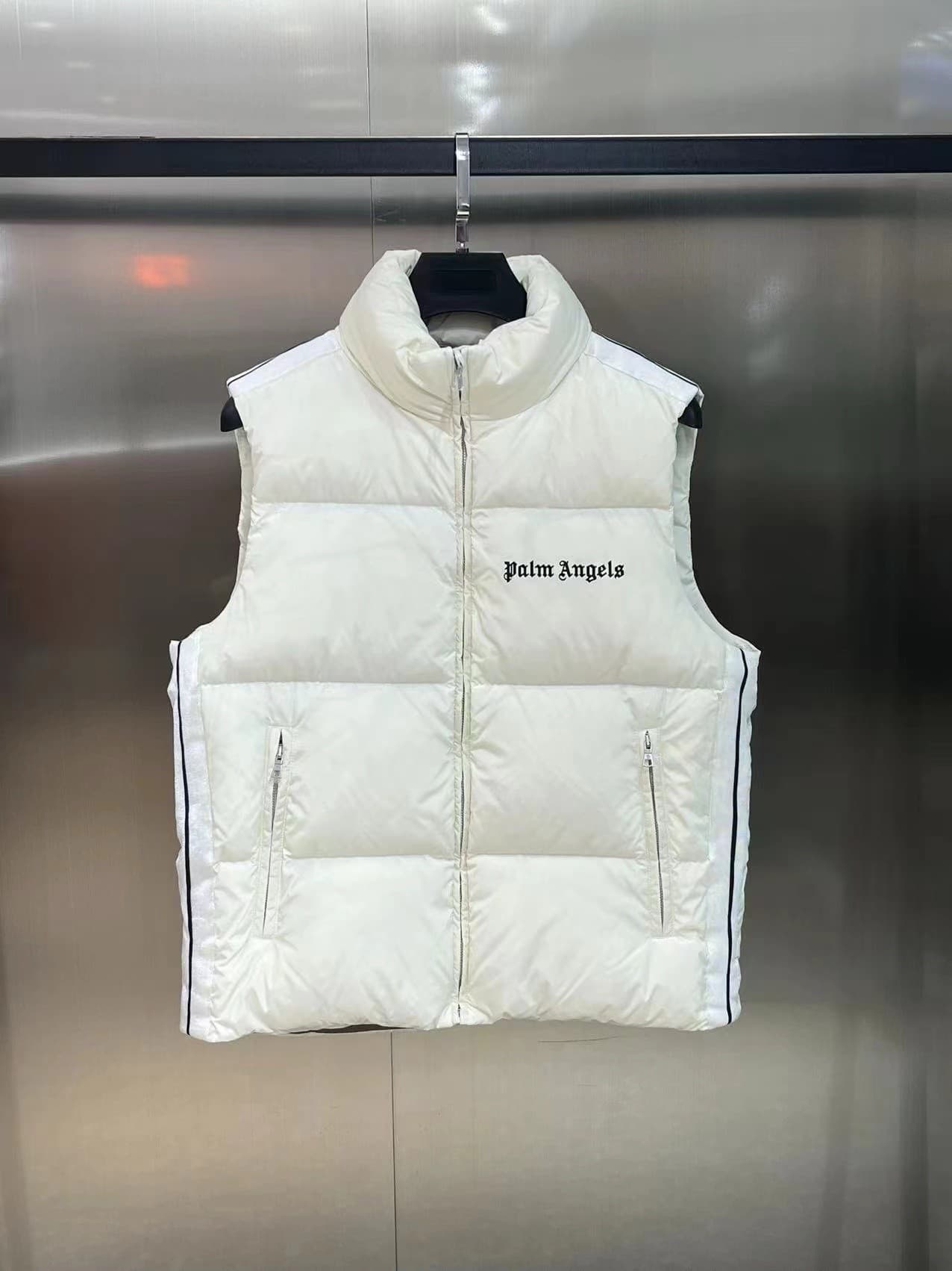 MONC × Pal Angle joint Rodman series down vest