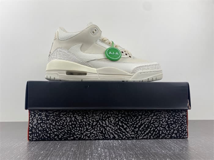 Travis Scott x Air JRD 3 “Palomino” 136064-668