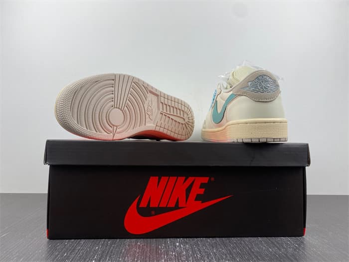 Travis Scott x Air JRD 1 Low DM7866-102