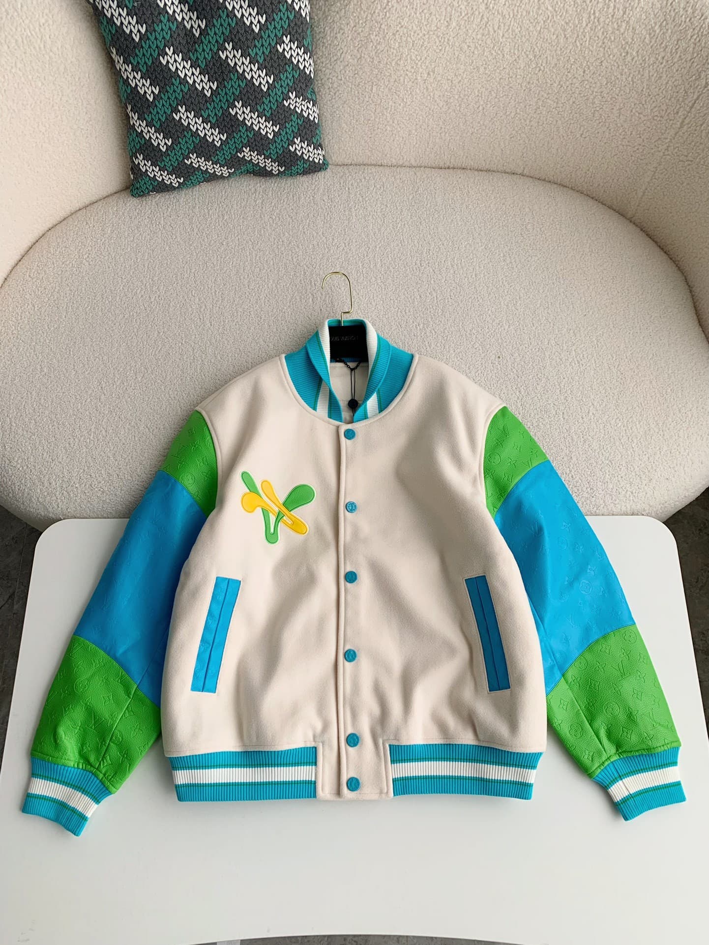 L X V Jackets
