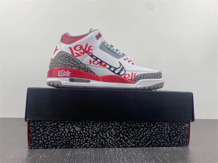 JRD 3 Retro Fire Red DN3707-160
