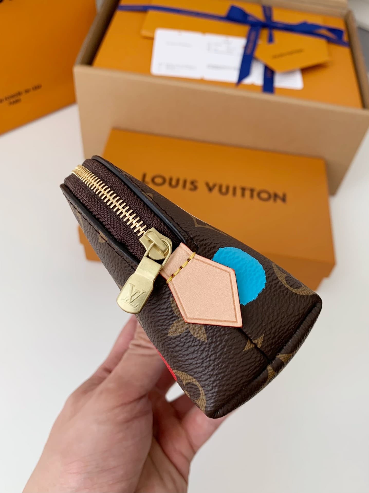 L X V x YK POCHETTE COSMETIQUE 17*12*6cm