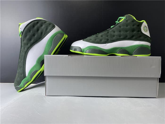 JRD 13 Retro Oregon Ducks PE AR4390-313