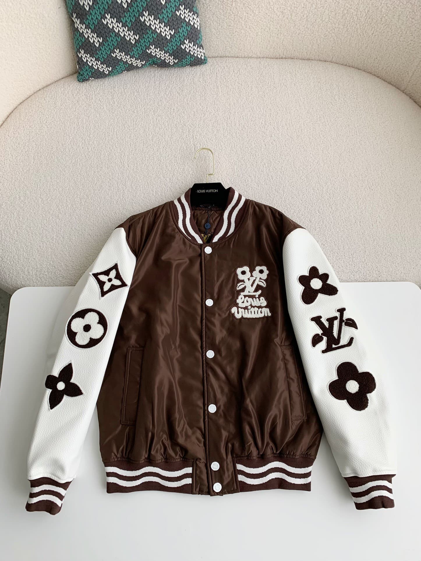 L X V Jackets
