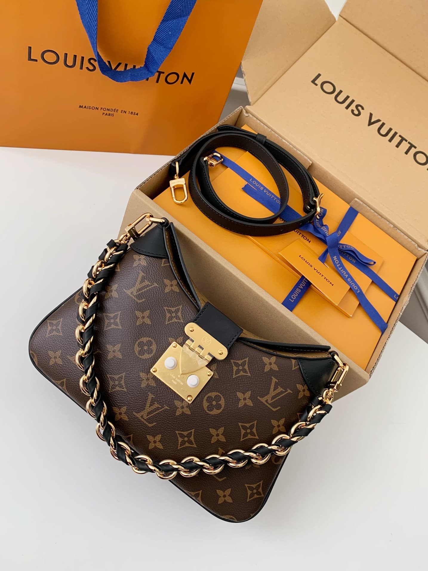 L X V TWINNY 29*19*9cm