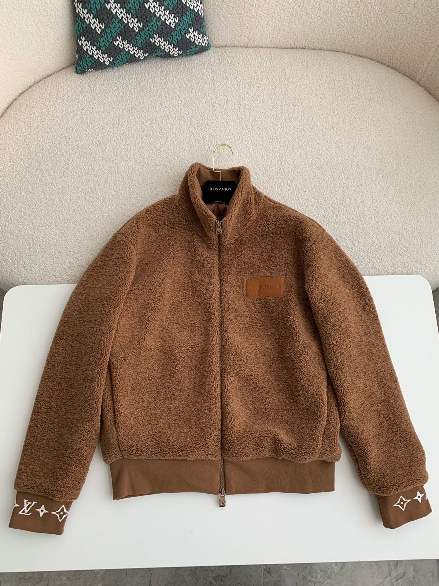 L X V Jacquard vertical collar zipper fleece jacket