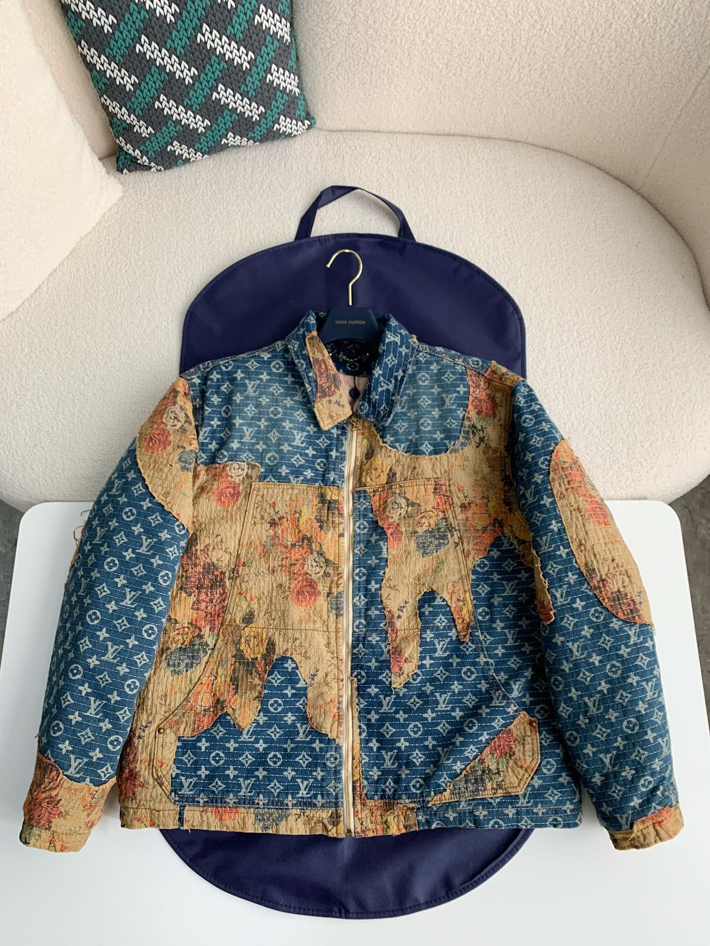 L X V Jackets