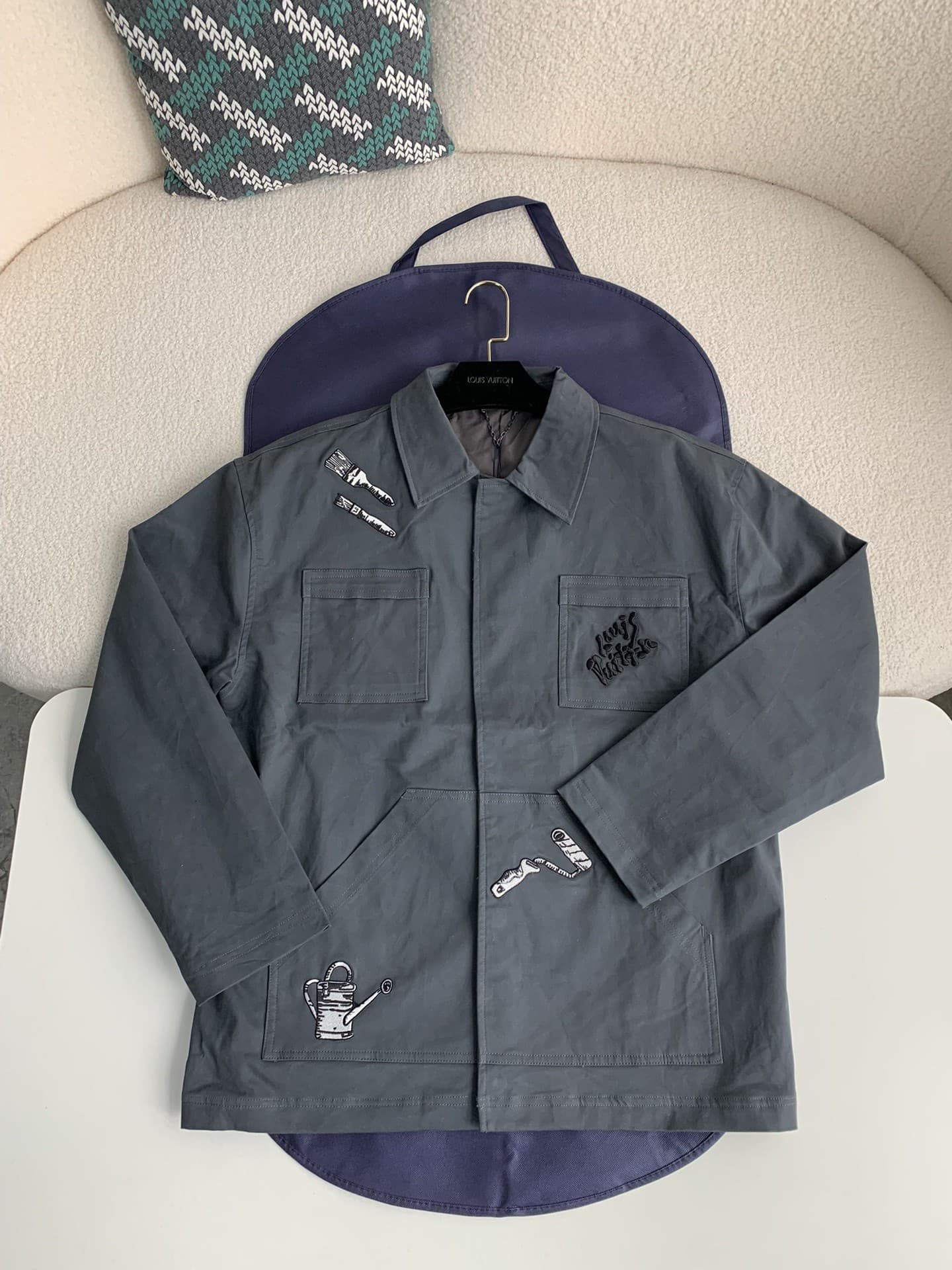 L X V Coat